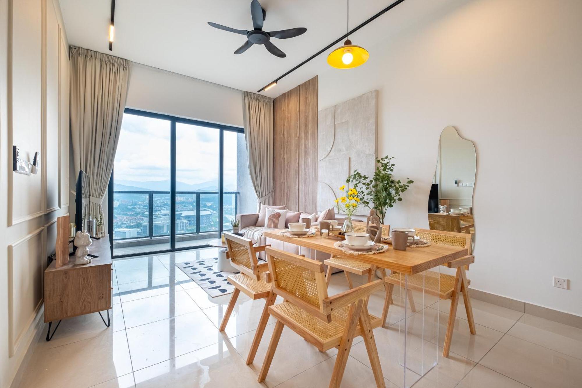 Apartment Sea World W Shark Astoria W Kids Slides Ampang 3br