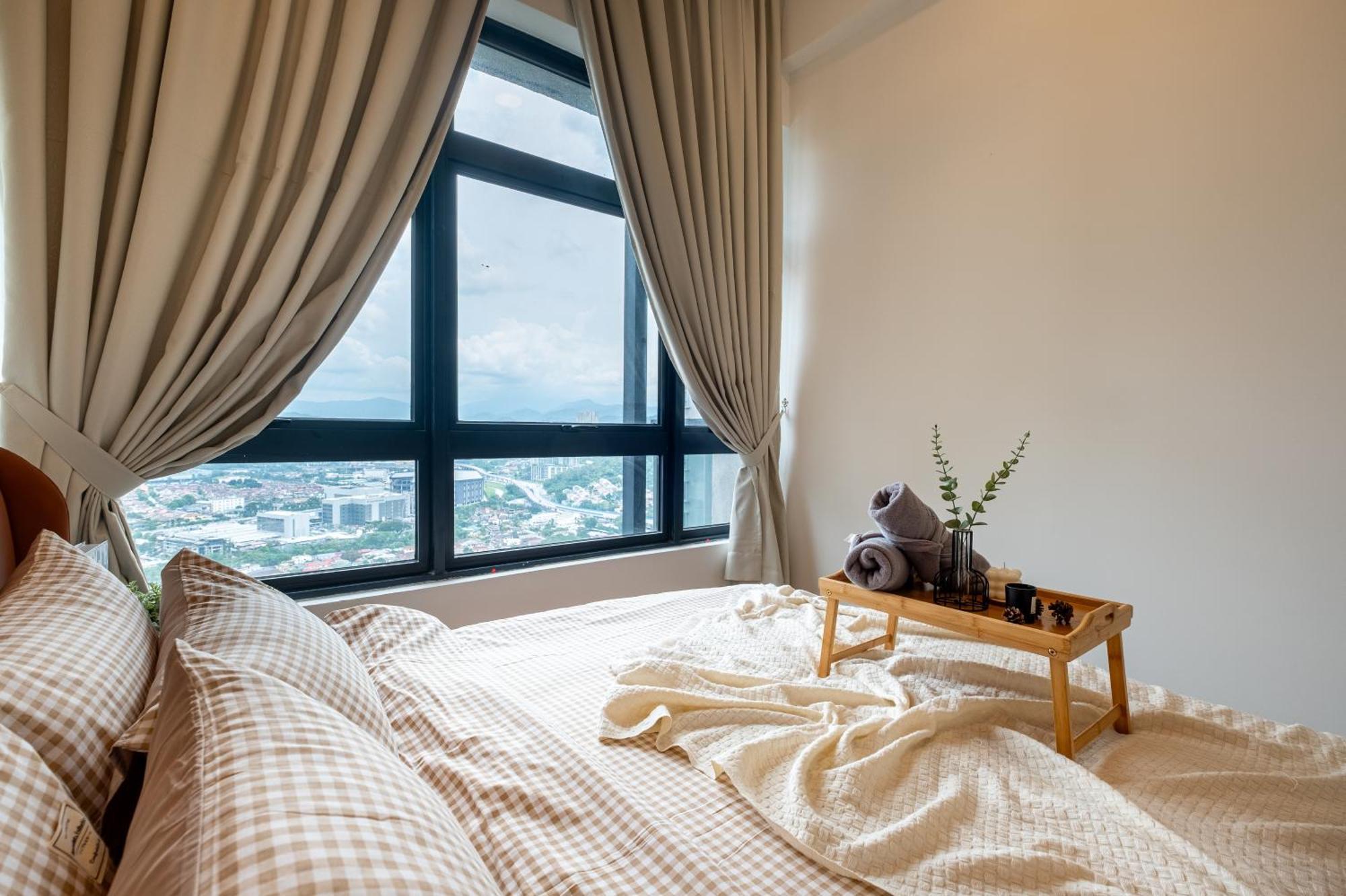Apartment Sea World W Shark Astoria W Kids Slides Ampang 3br