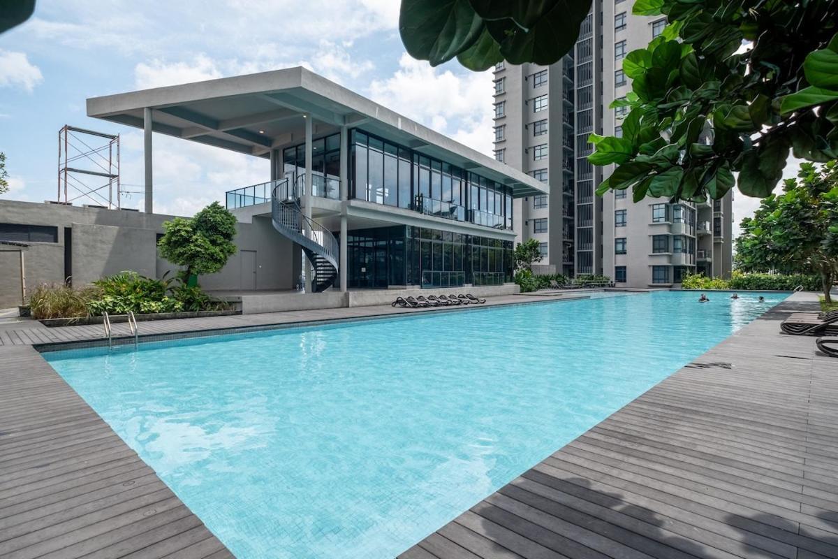 Sea World W Shark Astoria W Kids Slides Ampang 3br Apartment *